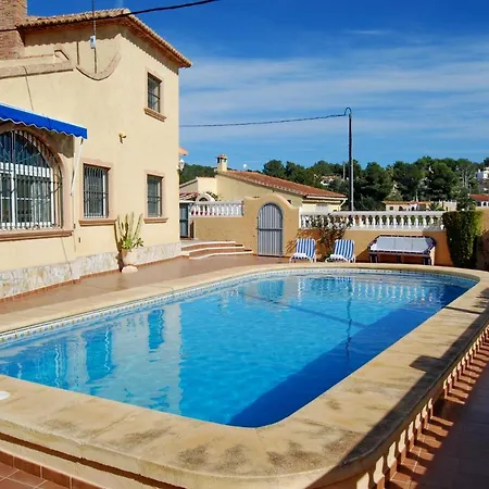 Dolores Villa