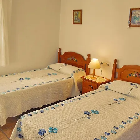 Dolores Villa *