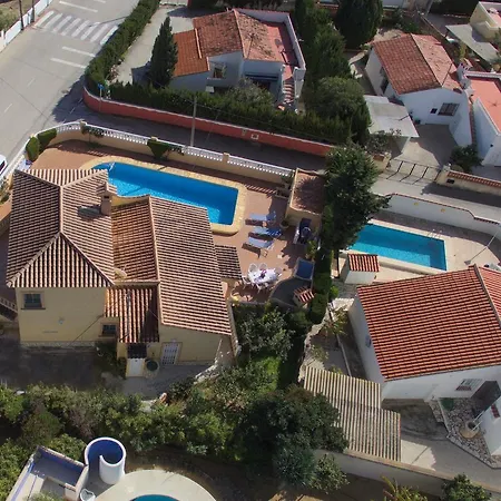 Dolores Villa *